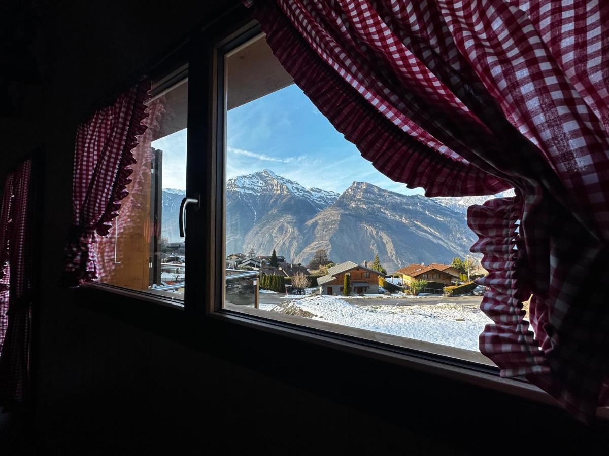 Chambres D'Hotes Les Louettes A Sapinhaut Canton Du Valais Saxon Ngoại thất bức ảnh