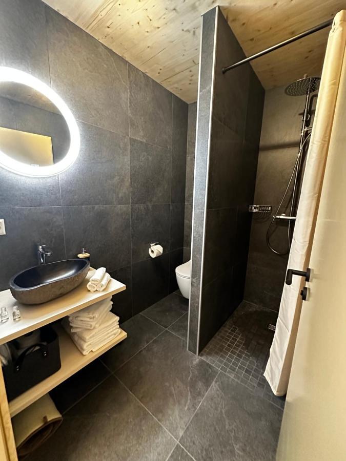 Chambres D'Hotes Les Louettes A Sapinhaut Canton Du Valais Saxon Ngoại thất bức ảnh