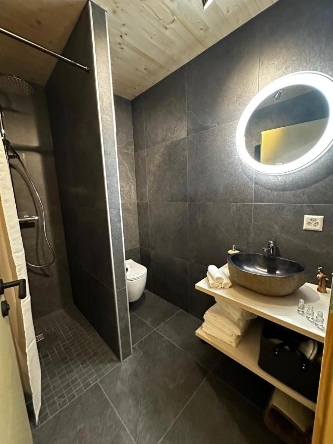 Chambres D'Hotes Les Louettes A Sapinhaut Canton Du Valais Saxon Ngoại thất bức ảnh